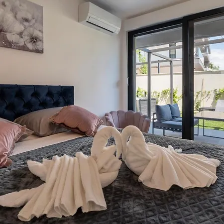 Lu Апартаменты Сплит