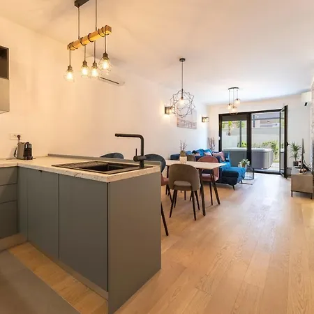 Апартаменты Lu Сплит